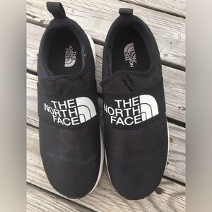 THE NORTH FACE Black white Slip On Comfort Sneakers Shoes Size 9 Woman’s